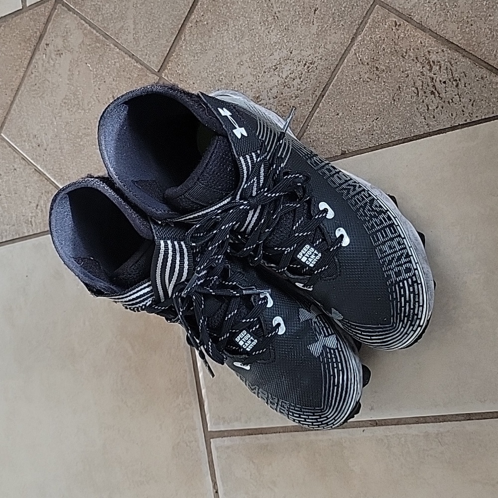 Under Armour Football cleats